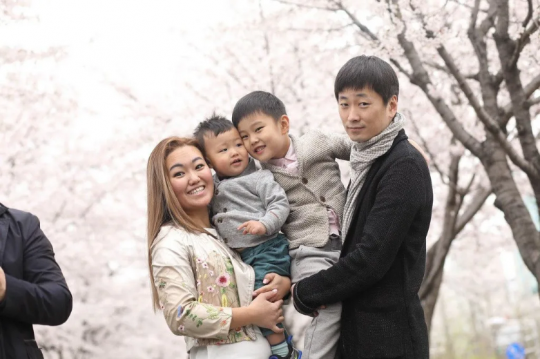 Почему в Южной Корее младенцы рождались сразу годовалыми?