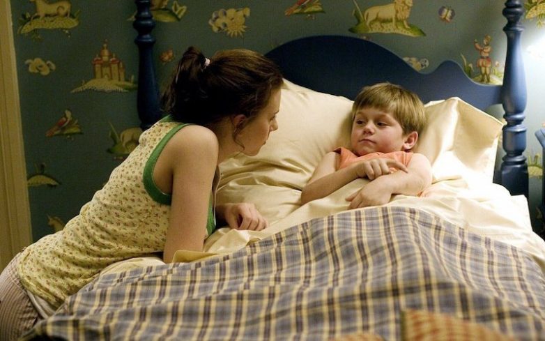 Как отучить ребёнка спать с родителями в одной постели