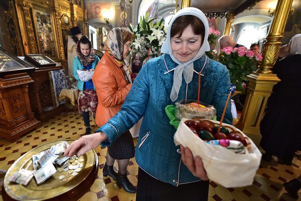 РПЦ сообщила о материальных сложностях из-за сокращения пожертвований