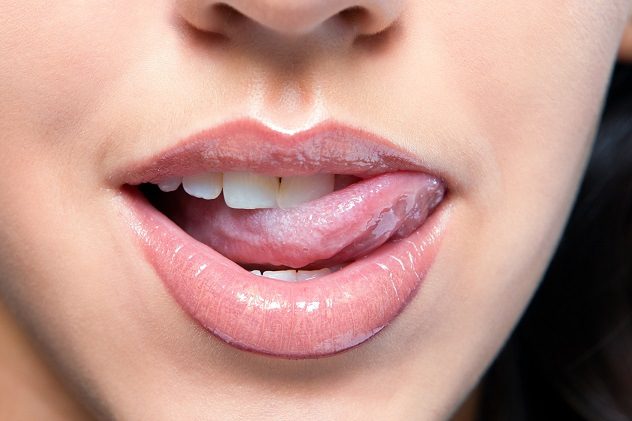 9 познавательных фактов о поцелуях, узнав которые вы захотите срочно чмокнуть ближнего своего