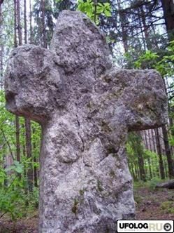 О чем расскажут каменные кресты