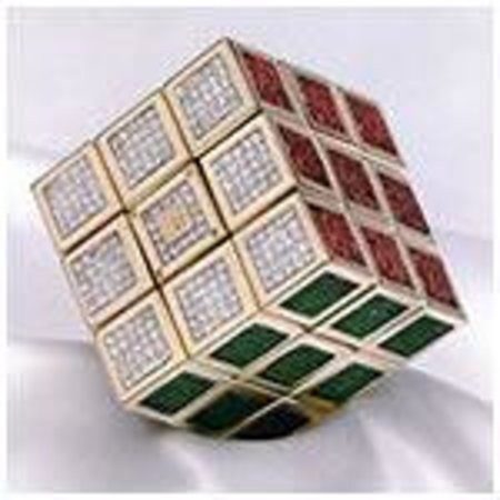 Кубик Рубика: интересные факты об одной из самых известных головоломок в мире