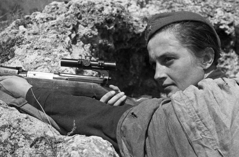 У войны женское лицо: советские женщины-снайперы