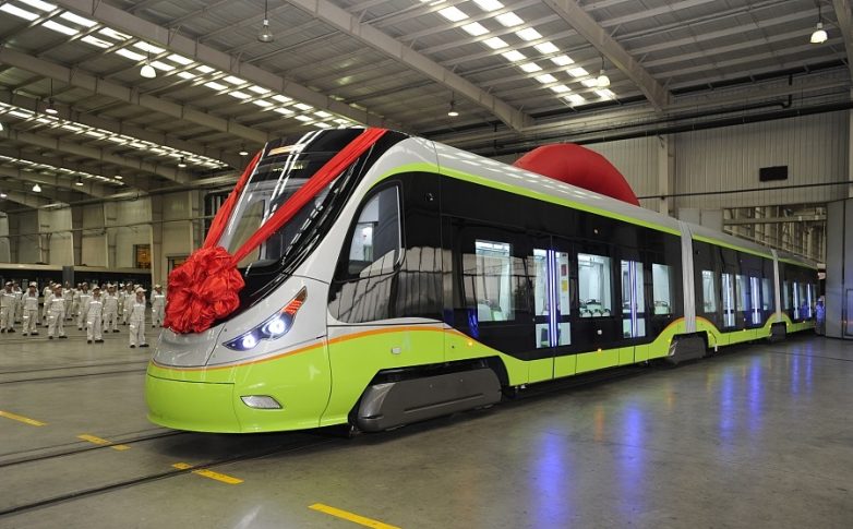 Будущее наступило: в Китае создали трамвай-беспилотник