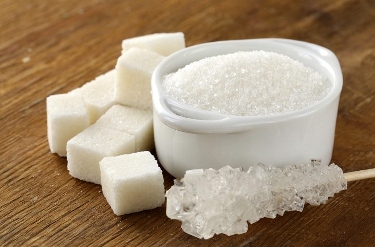 Развеиваем самые популярные мифы о сахаре