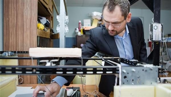Томские физики работают над созданием левитационного 3D-принтера