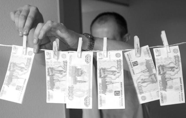10 занимательных фактов о фальшивых деньгах