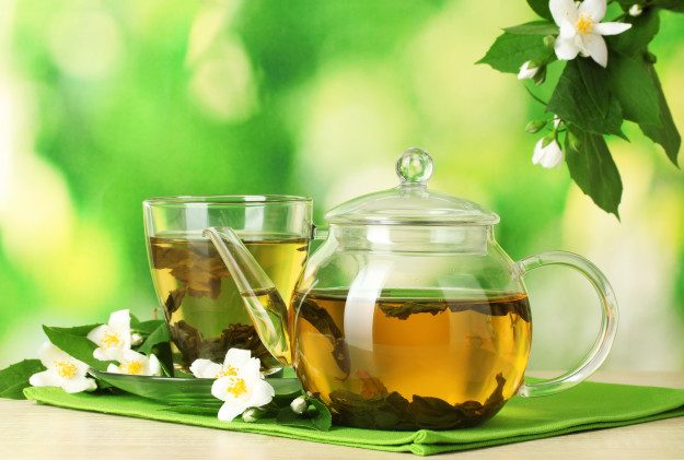 7 полезных добавок в чай
