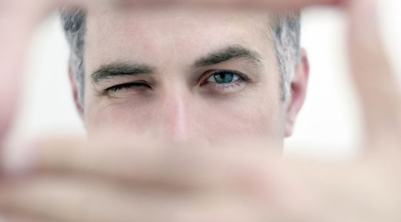 7 вредных привычек, которые портят ваши глаза