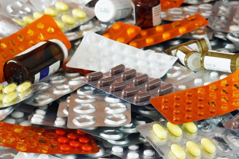 Полный список нужных лекарств для домашней аптечки