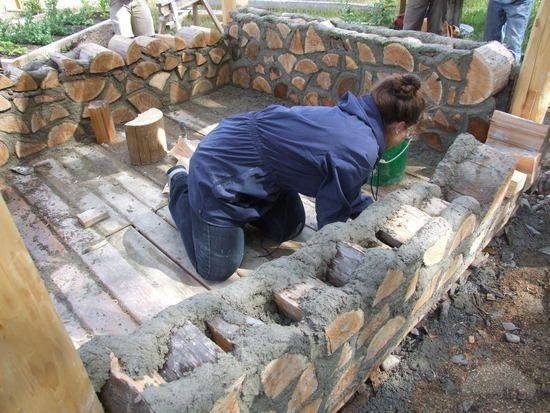 Как построить дом, используя только дрова и глину