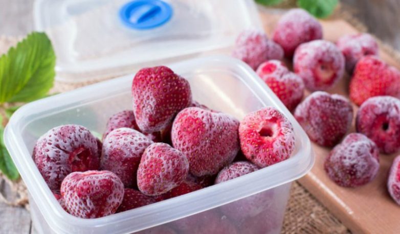 Учимся правильно замораживать ягоды