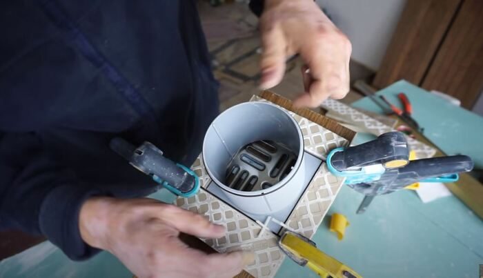 Чудо-лайфхак: как болгаркой сделать ровное отверстие в плитке?