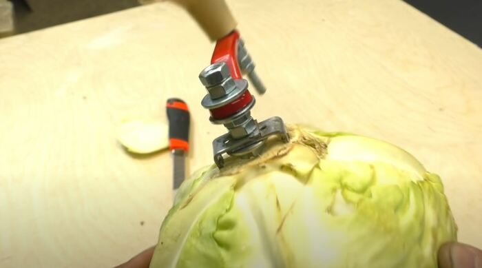 Чудо-шинковка для капусты из шарового крана и старого ножа своими руками