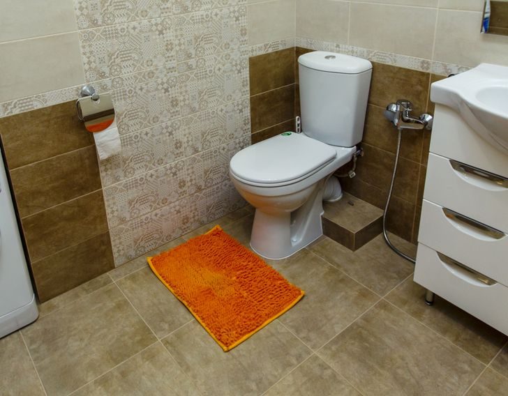 15 вещей в ванной комнате, которые заставляют ваших гостей морщить нос