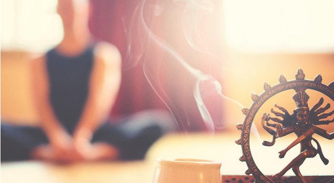 3 техники медитации, которые помогут привести себя в состояние покоя и концентрации