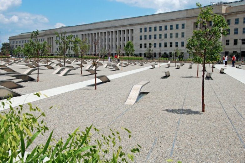 Почему здание Пентагона имеет такую странную форму?