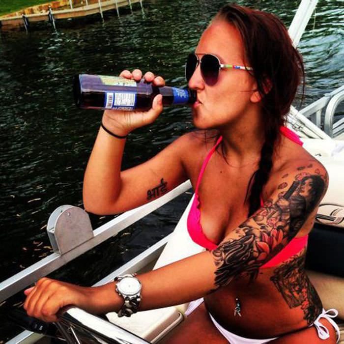 Татуированные девушки