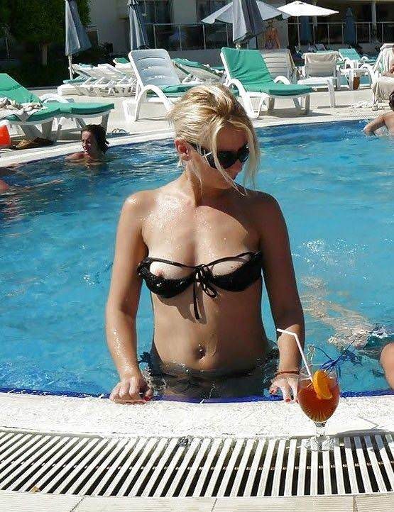 Сисечные засветы