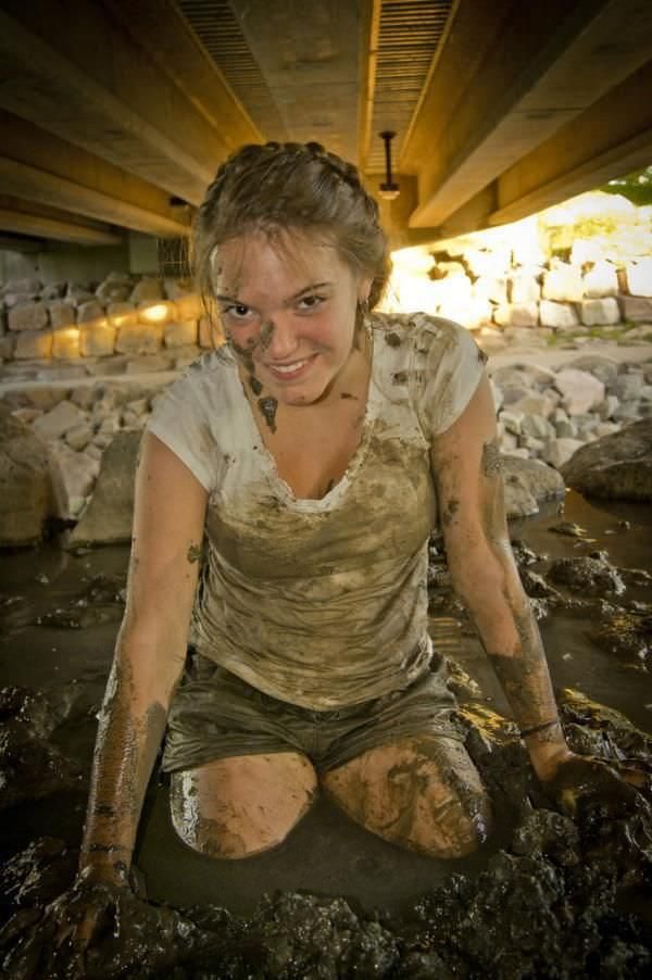 Грязные девочки