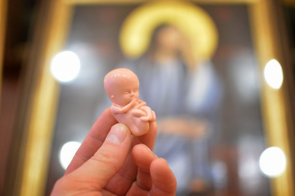 Патриарх и аборты: о чем на самом деле идет речь