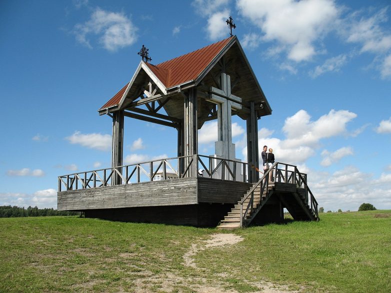Мистическое место силы в Литве: Гора Крестов