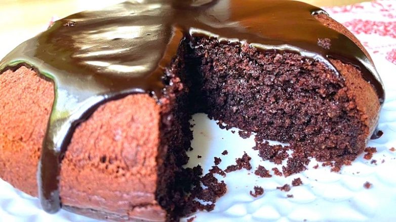 Без духовки! Шоколадный пирог на сковороде - приготовить сможет каждый!