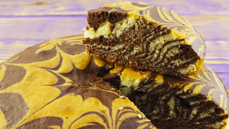 Самый удачный рецепт пирога «Зебра», который получится у всех!