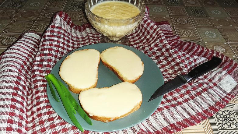 Плавленый сыр на сковороде
