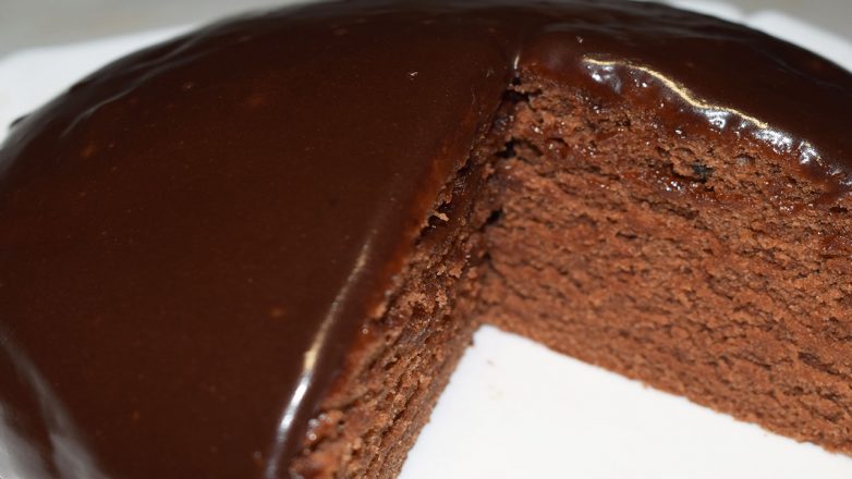 Очень вкусный шоколадный пирог-торт за копейки