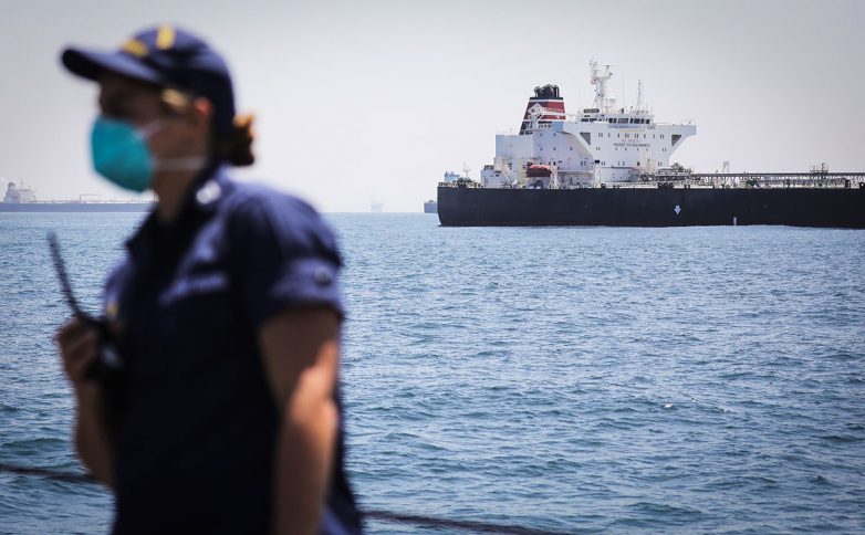 Эксперты оценили риски падения цен на нефть из-за второй волны коронавируса