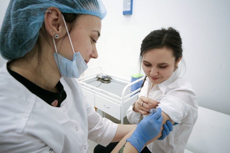 Факты о второй недели массовой вакцинации в России
