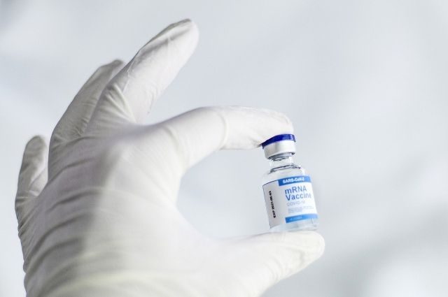 «Спутник V» стал первой вакциной с эффективностью при ВИЧ