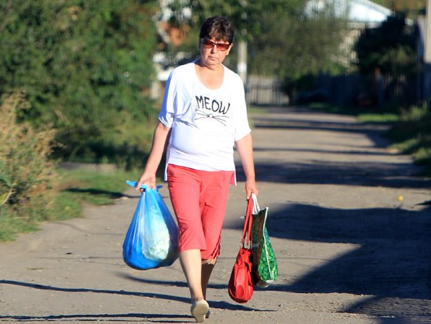 Самбурская стыдится родную мать