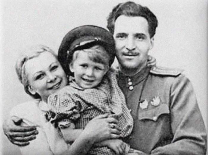 Советские знаменитости со своими детьми