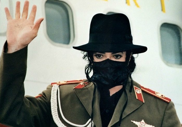 Редкие фотографии, сделанные во время визита Майкла Джексона в Москву