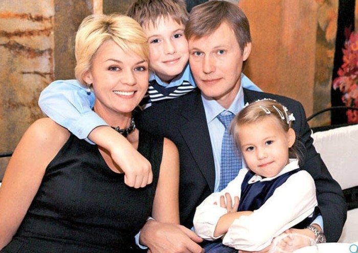 Что заставило Юлию Меньшову и Игоря Гордина воссоединиться после четырёх лет развода