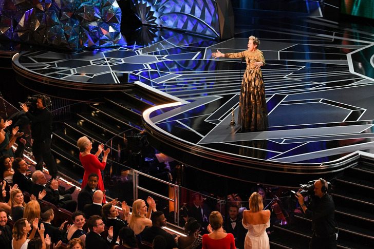 Факты о Фрэнсис Макдорманд, которая стала звездой в 40 лет, не скрывает морщины и получила 4 «Оскара»