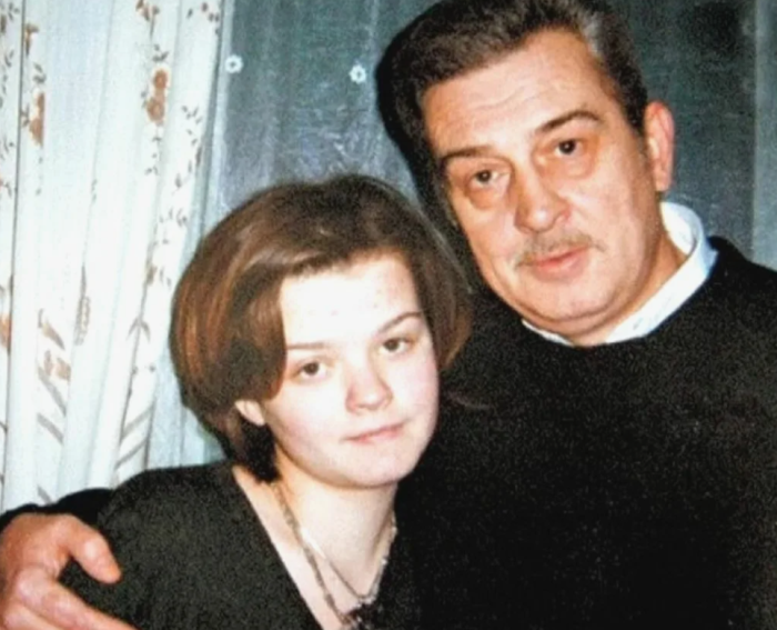 Как Лариса Долина попала в лапы мошенников