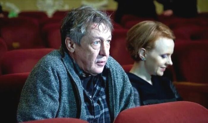 Из-за чего рушится самый долгий брак Михаила Ефремова