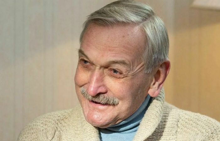 В чем обвиняют Владимира Талашко из фильма «В бой идут одни старики»