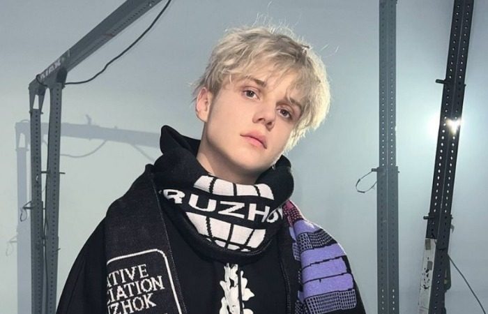 Как Ваня Дмитриенко стал миллионером в 16