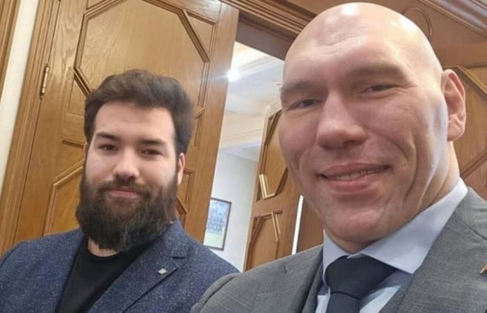 Как выглядит старший сын Николая Валуева