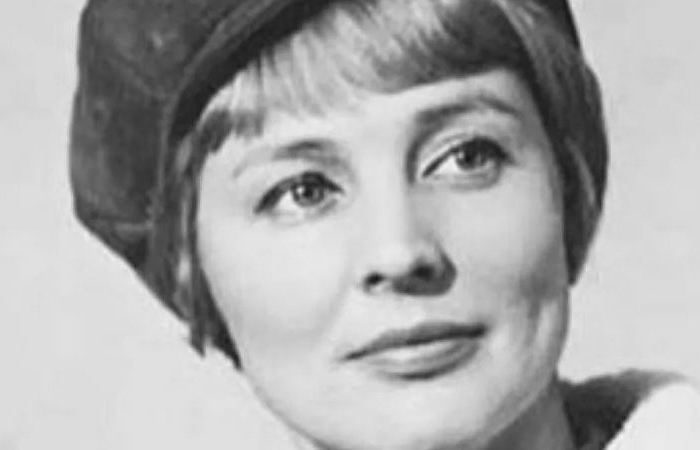 Как Олег Ефремов губил судьбы своих подруг и коллег