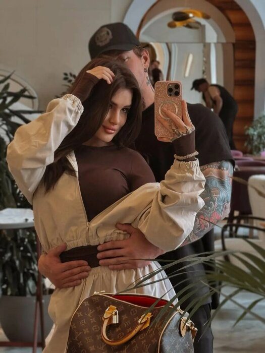 Отечественные знаменитости, которые скрывают своих возлюбленных