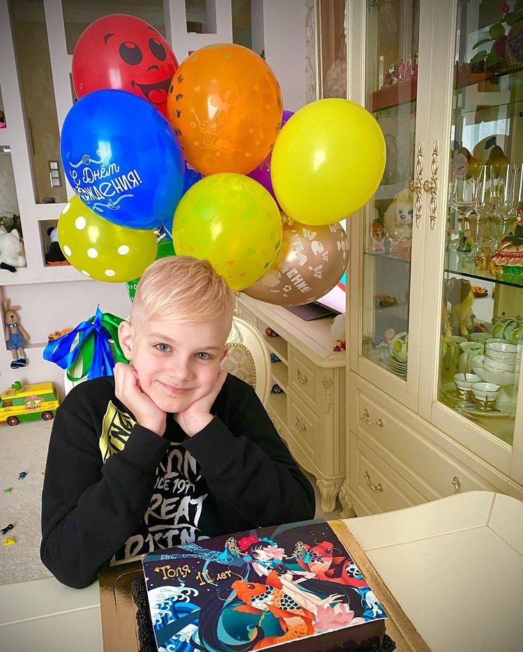 Как сегодня живёт вдова-певица Натали