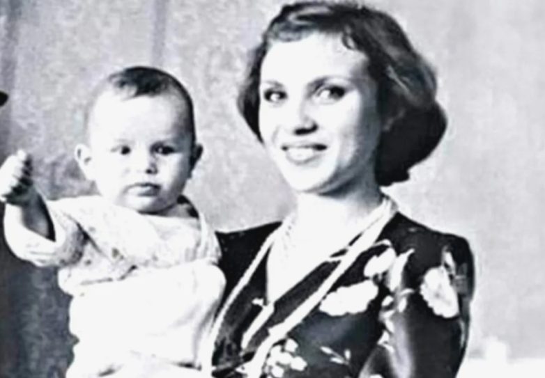 За что сын не простил Николая Расторгуева