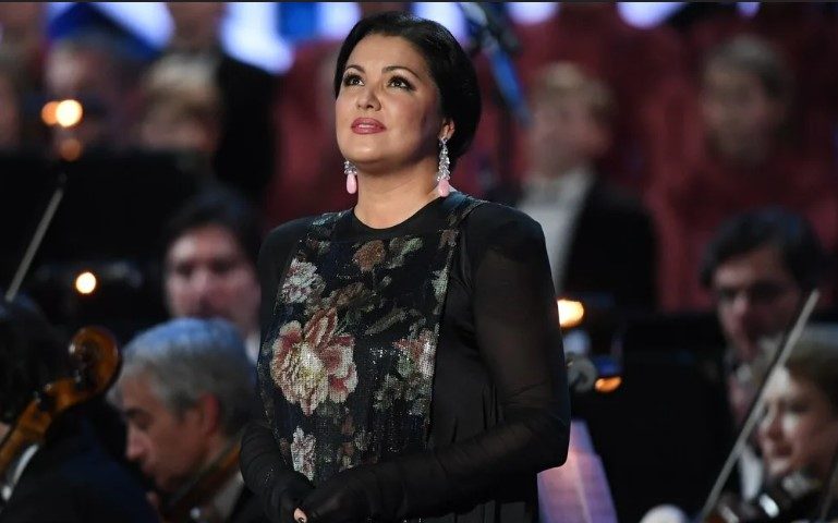 Звёзды, в чьих жилах течёт цыганская кровь