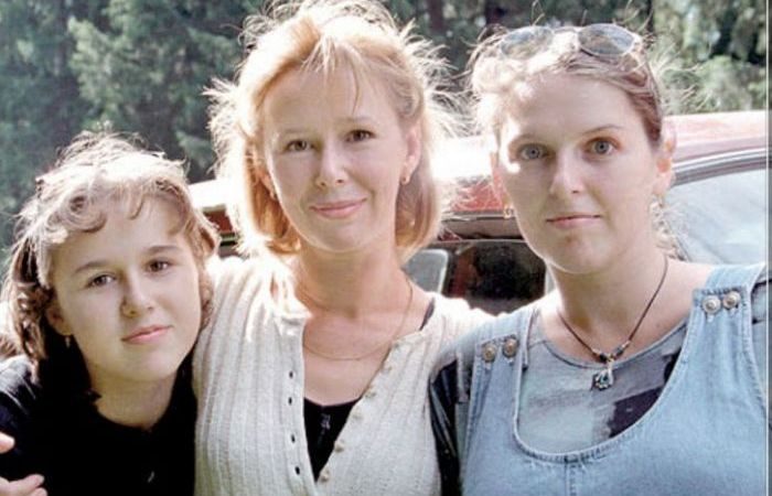 Как отец-академик спас после развода Евгению Симонову