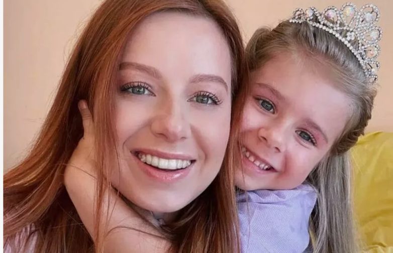 Как сложились судьбы детей знаменитых матерей-кукушек